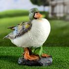 Садовая фигура "Уточка с грудкой" 23см - Фото 4