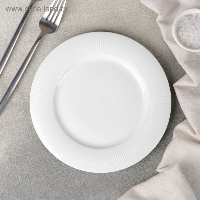 Тарелка фарфоровая десертная «Паола», d=20 см, белая