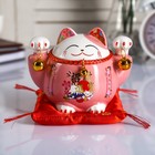 Копилка керамика "Кот манэки-нэко розовый с колокольчиками" 10,5х13,5х9 см - фото 8969834