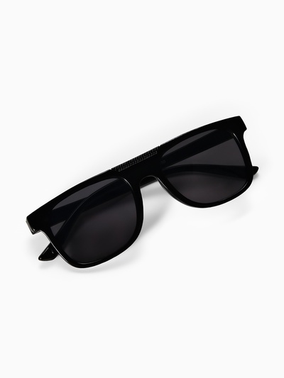 Очки солнцезащитные детские OneSun, uv 400, 13×12.4×3.9 см, линза 3.5×4.5 см, черные