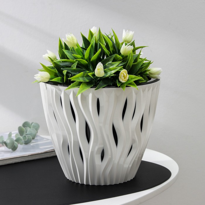 Кашпо для цветов со вставкой «Вдохновение», 4.5 л, d=21.5 см, белое/чёрное - Фото 1