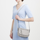 Сумка женская, отдел на молнии, 2 наружных кармана, длинный ремень, цвет серый - Фото 2