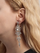 Клипсы для ушей висячие со стразами QF «Ажур», капли с завитками, цвет белый в серебре - Фото 2