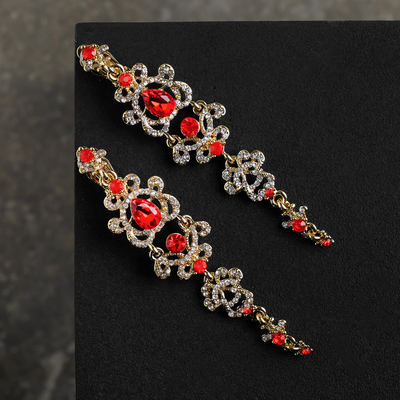 Клипсы «Ажур» капли с завитками, цвет бело-красный в золоте