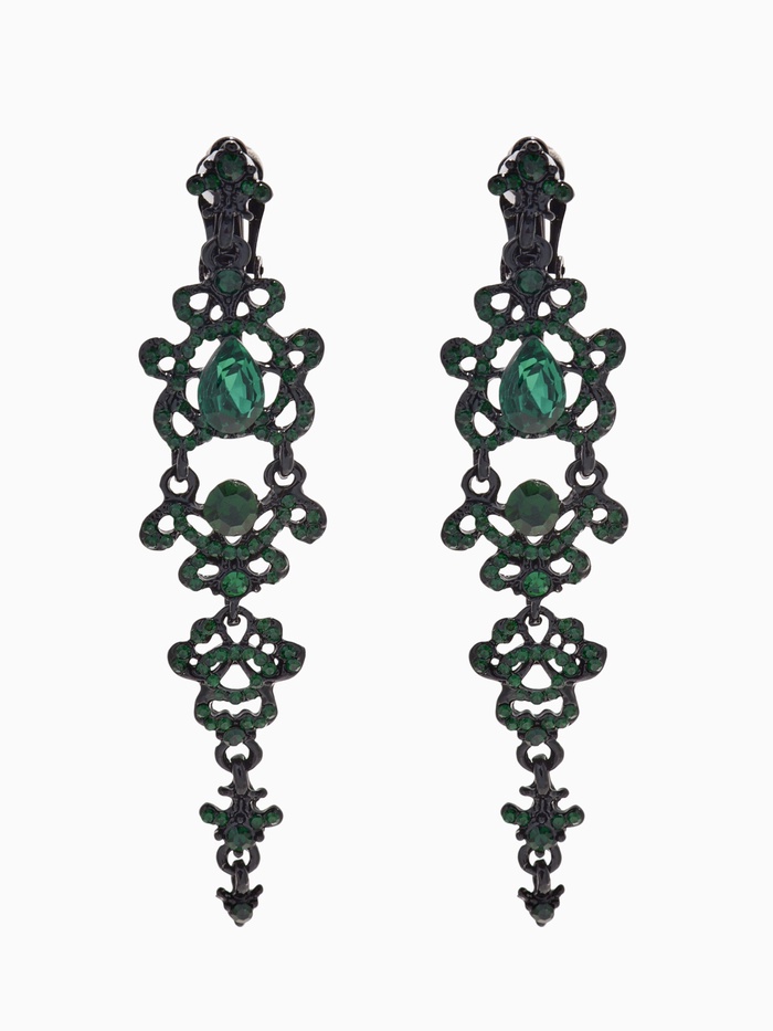 Клипсы для ушей висячие со стразами QF «Ажур», капли с завитками, цвет изумрудный в чёрном металле - Фото 1