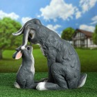 Садовая фигура из полистоуна «Зайчиха и зайчонок», 36×34 см - Фото 2
