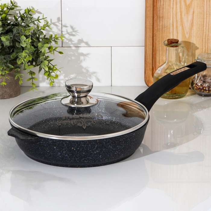 Сковорода Мечта «Гранит Star», d=24 см, стеклянная крышка, антипригарное покрытие, литой алюминий, тёмно-синяя - Фото 1