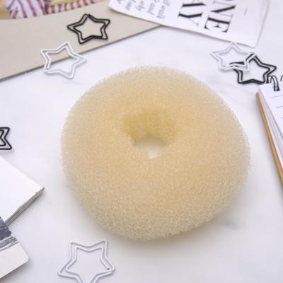 Валик - резинка для создания пучка, 4×9 см, бежевый