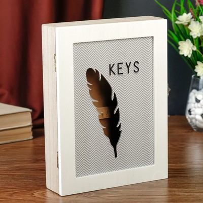 Ключница настенная «Пёрышко и зигзаг», дерево, 6 крючков, 26×5.5×19.5 см