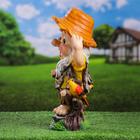 Садовая фигура "Гномик в шляпке с попугаем" 42х23см - Фото 5