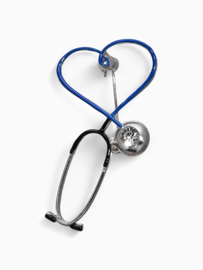 Брошь «Стетоскоп» сердце, синяя в серебре