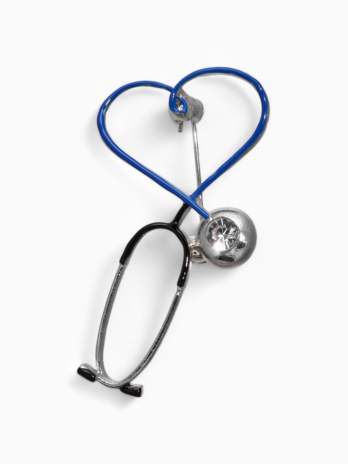 Брошь «Стетоскоп» сердце, синяя в серебре - Фото 1