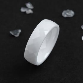 Кольцо керамика «Минимал» огранка ромб, 6мм, цвет белый, 17,5 размер