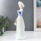 Сувенир керамика "Девушка с розами" 30x12x9,5 см - фото 23929879