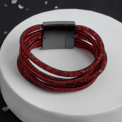 Браслет «На магните» со стразами, цвет бордовый в сером металле, 20см