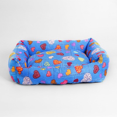 Лежанка пухлик поплин PerseiLine ЛE-70 №3 50 х 40 х 16 "сердца"