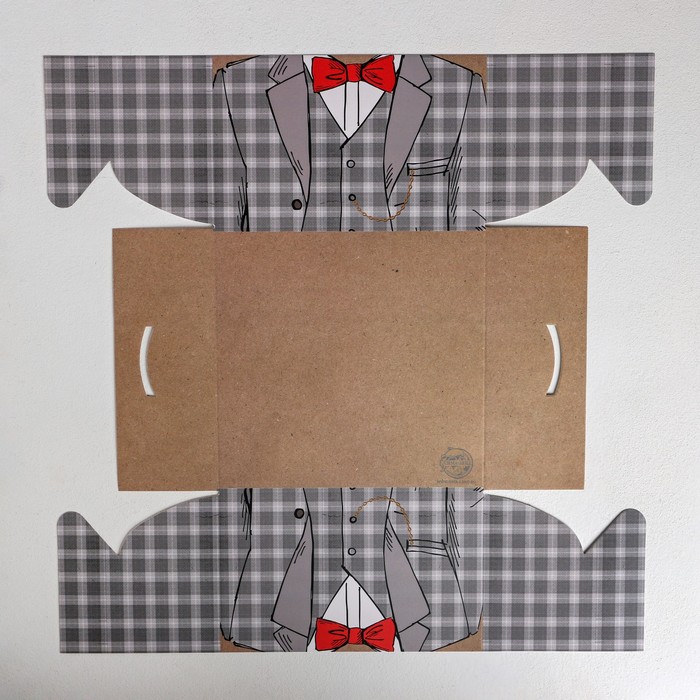 Коробка на 4 капкейка, кондитерская упаковка «Настоящему мужчине», 16 х 16 х 10 см - фото 1905658701