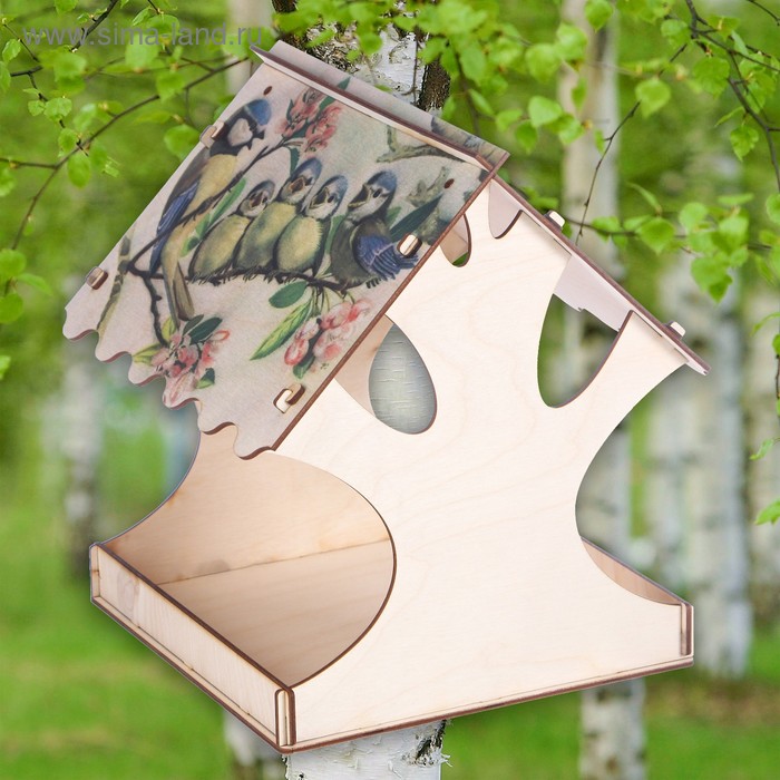 Кормушка для птиц "Птичка и птенцы", с принтом, 24×24×27 см - Фото 1