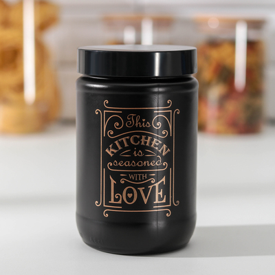 Банка стеклянная для сыпучих продуктов «Любовь на кухне», 660 мл, цвет чёрный