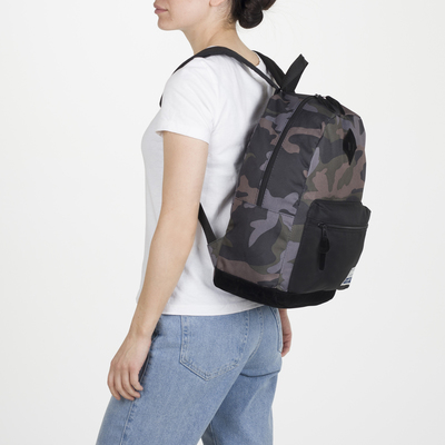 Рюкзак молодёжный, отдел на молнии, наружный карман, цвет чёрный/зелёный