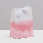 Пакет подарочный с лентой Love, 13 × 19 × 9 см - Фото 1