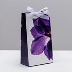 Пакет подарочный с лентой, упаковка, «Цветок», 13 х 23 х 7 см - фото 318340139
