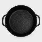 Сотейник KUKMARA, d=32 см, стеклянная крышка, литые ручки, антипригарное покрытие, алюминий, чёрный - Фото 3