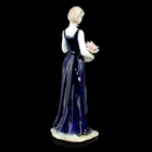 Сувенир "Девушка с корзиной лилий в синем платье" 31х14х11 см - Фото 4