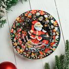 Тарелка сувенирная деревянная "Новогодний. Дед Мороз игрушка", цветной - фото 294939573