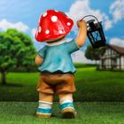 Садовая фигура "Гномик-грибочек с фонарем" 21х15х45см - фото 10037964