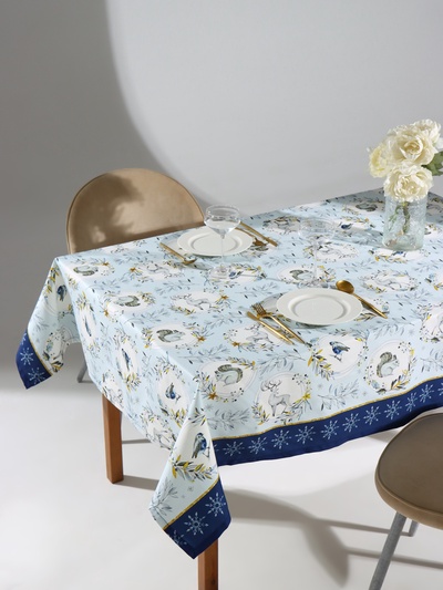 Скатерть новогодняя «Этель» Snow animals 149×180 см с ГМВО, 100%хл, 190 г/м²