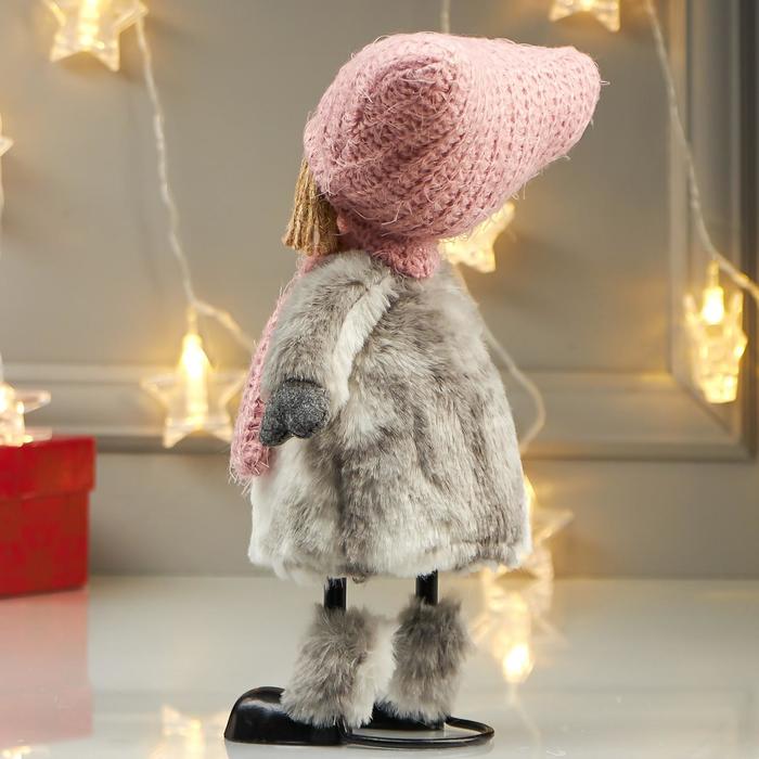 Кукла интерьерная "Девочка в розовой шапке с ушками и белой шубке" 27х10х17 см - фото 1886502859