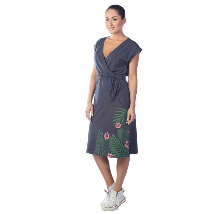 Платье женское «Тропические цветы», размер 50, цвет серый - Фото 1