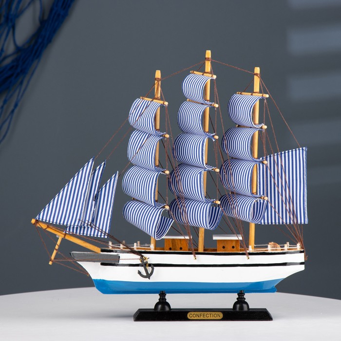Корабль "Чесма" трехмачтовый сине-белые папруса, 34*7*32см - фото 1898321094