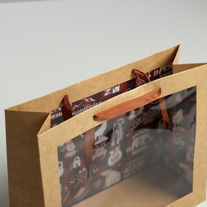 Пакет подарочный крафтовый с пластиковым окном, упаковка, «Man», 31 х 26 х 11 см - фото 1908578200