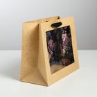 Пакет подарочный крафтовый с пластиковым окном, упаковка, «Flowers», 24 х 20 х 11см - Фото 2