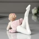 Сувенир керамика "Малышка-балерина в пачке с розовой юбкой, тянет ножку" 11х13,5х7,5 см - Фото 4