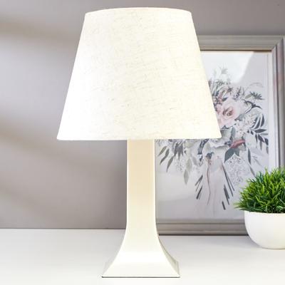 Лампа настольная 62104 1хЕ27 15Вт светло-бежевый d=22 см, h=34,5 см RISALUX