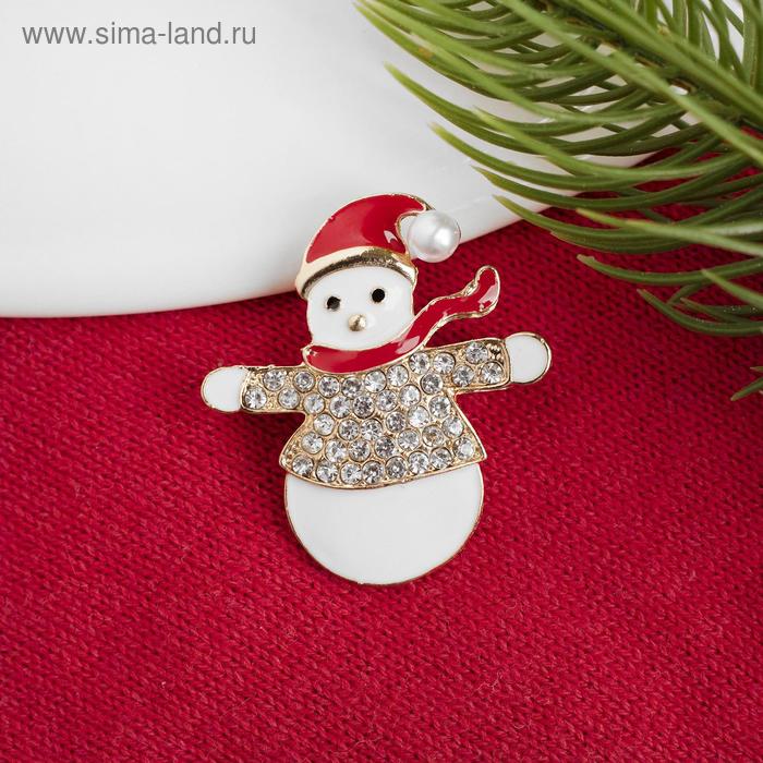 Брошь "Снеговик" обнимашка, цвет красно-белый в золоте - Фото 1