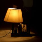 Лампа настольная "Сдержанность" с фоторамкой и подставкой для ручек черная с серебром   Е14 - Фото 2