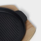 Сковорода чугунная на деревянной подставке «Круг. Гриль», 25×21,3 см, цвет чёрный - Фото 4