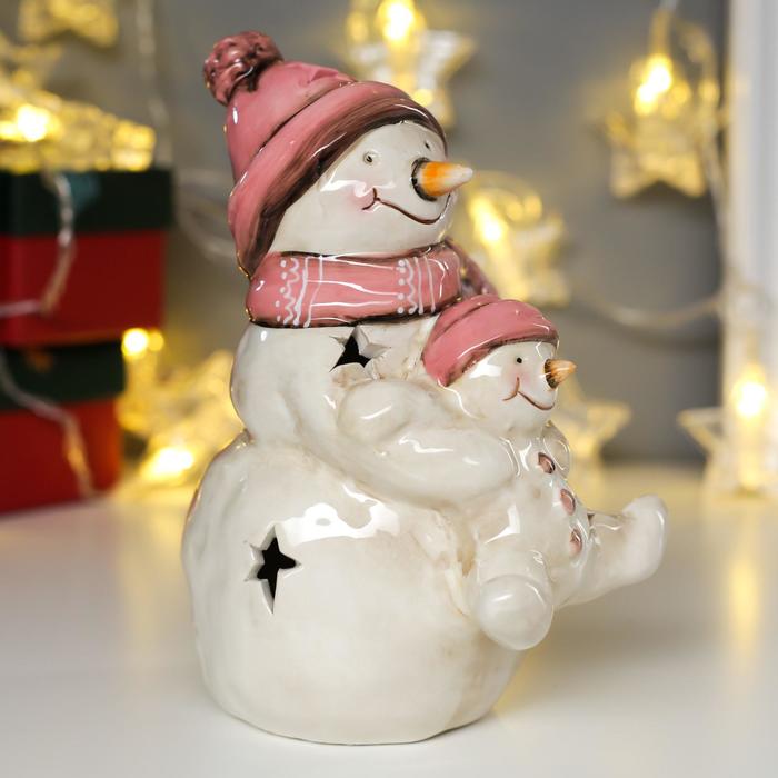 Сувенир керамика свет "Снеговик со снеговичком в розовых колпаках" 17,5х11х12,5 см - фото 1907126649