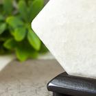 Соляной светильник «Кубик», LED, USB, красное свечение, белая соль, 10×9×7 см - Фото 5