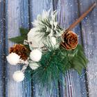 Еловая ветка декоративная «Зимнее волшебство. Очарование», 21 см - Фото 1