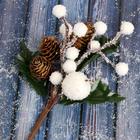 Еловая ветка декоративная «Зимнее волшебство. Очарование», 22 см - Фото 3