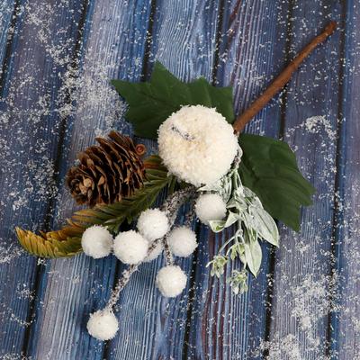 Еловая ветка декоративная «Зимнее волшебство. Очарование», 23 см