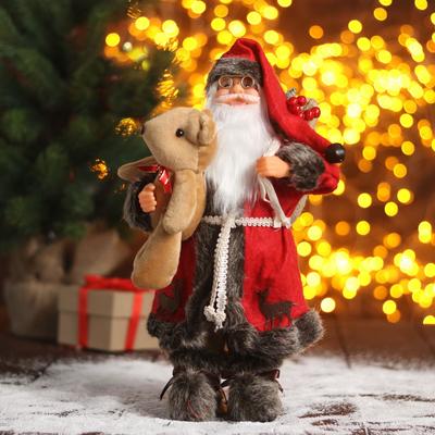 Дед Мороз "В красной шубке с мишкой" 30 см