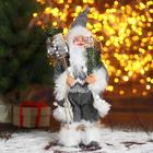 Дед Мороз "В сером тулупе со снегоступами" 30 см - фото 3483995