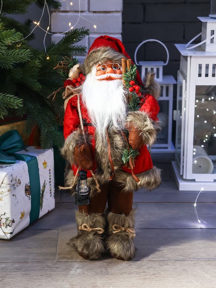 Дед Мороз под ёлку «Зимнее волшебство. Новогодняя игрушка в красной шубке с веточками», 45 см - Фото 1