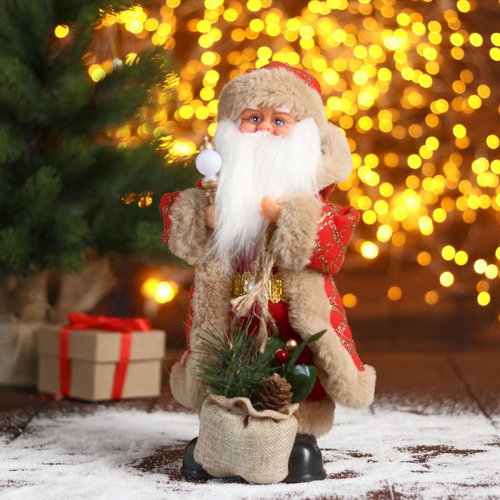 Дед Мороз "В красной шубке в клетку с подарками" двигается, 30 см - фото 1908587805